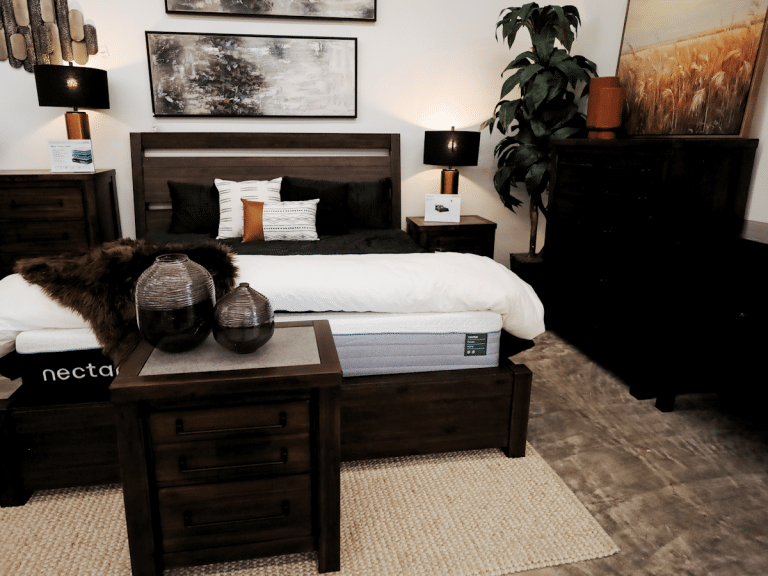 RVF_Ashley-21_Bedroom_1200 X 900_111125