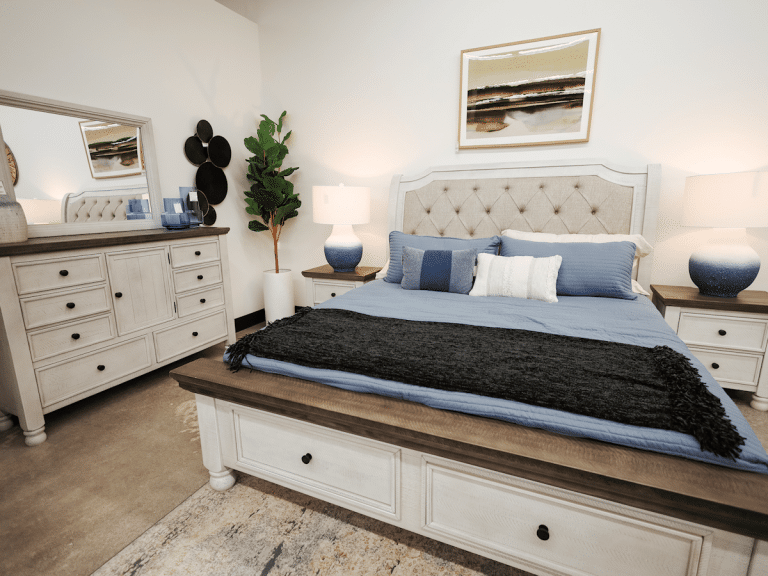 RVF_Ashley_92_Bedroom_1200 X 900_111025 (1)